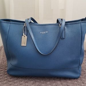 Coach saffiano leather medium city tote blue